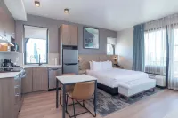 Sandman Suites Vancouver on Davie - Balkon