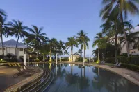 Coral Sands Beachfront Resort - Pools