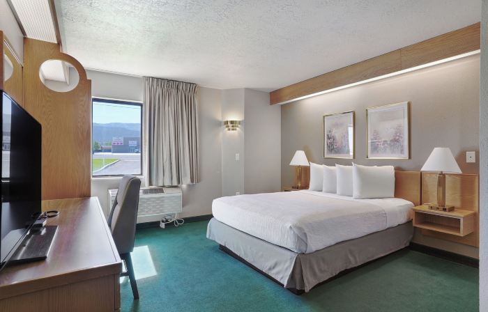 Willow Creek Inn