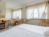 Rixwell Collection Savoy Boutique Hotel Hotels near Maiden Tower