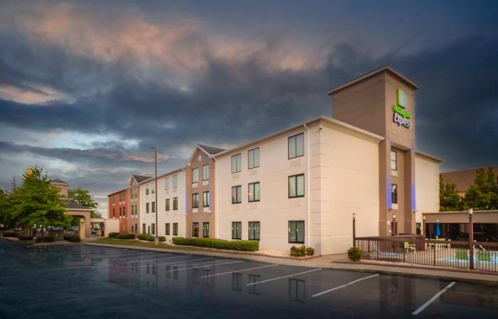 Holiday Inn Express 克萊頓（東南羅利）