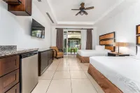 CC Beach Front Papagayo All Inclusive - Parvekkeita