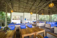Rainbow Lodge - parkir
