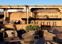 High Beach Resort - 5-Star