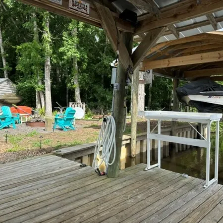 Waterfront Retreat on Deep River with LG Dock Amazing Views & Wildlife