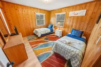 Mins From Beach Outdoor Patio Games Sleeps 9 - شرفة