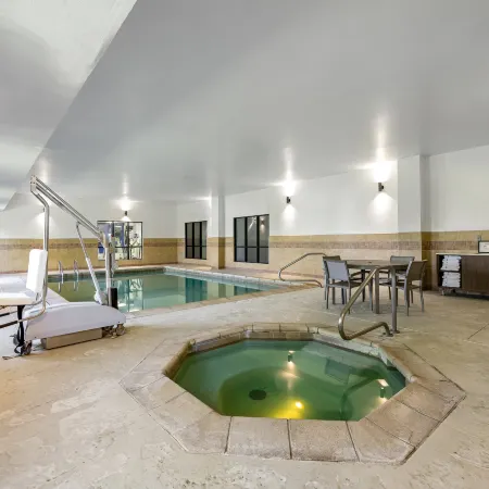 Holiday Inn Express & Suites ROLLA - UNIV OF MISSOURI S&T by IHG