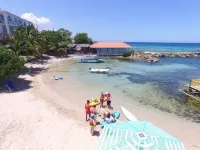Franklyn D Resort & Spa All Inclusive - Beach