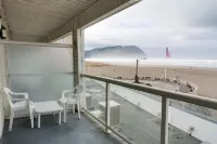 Promenade Inn & Suites Oceanfront - Pool