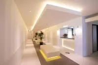 Hotel Xcell - parkir