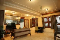 A mango tree stay - 2-Star
