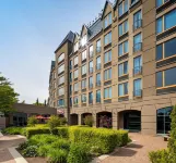 DoubleTree by Hilton North Vancouver - Beach