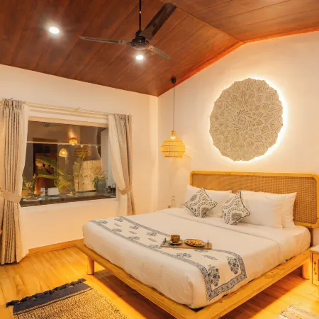 Elivaas Signature House of Neptune Hut