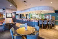 Swansea Waterfront - 3-Star