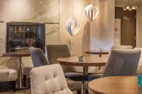 Les Suites Victoria, Ascend Hotel Collection - petit déjeuner
