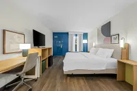 Spark by Hilton Kodak - พร้อมระเบียง