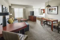Residence Inn Burlington Colchester - parking