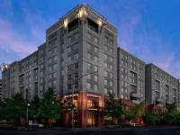Residence Inn Portland Downtown/RiverPlace Hotels near Heritage Tree Park