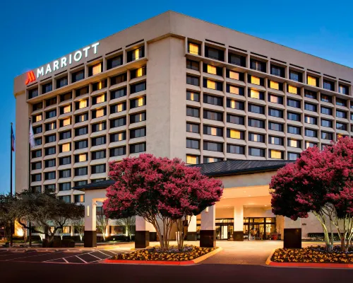 Dallas/Addison Marriott Quorum by the Galleria Hotels near Galleria