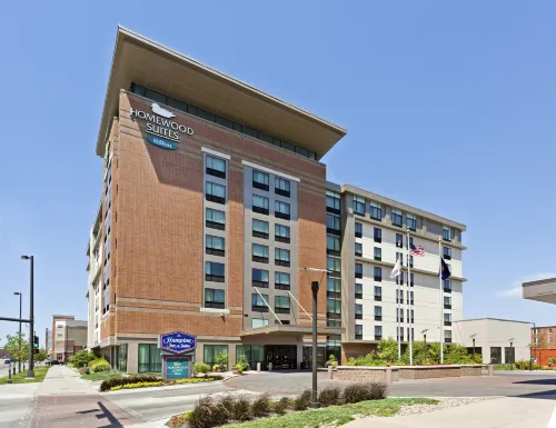 Homewood Suites by Hilton Omaha-Downtown - Kitchen