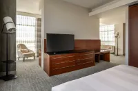 Montreal Airport Marriott in-Terminal Hotel - spa
