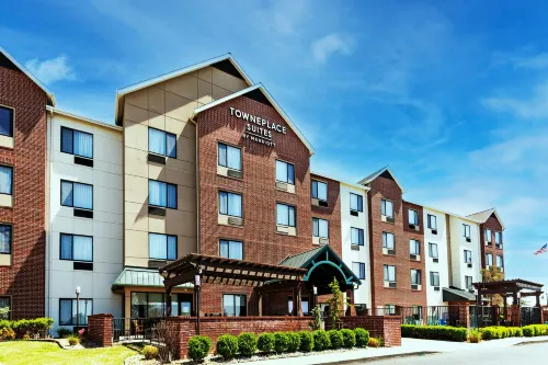 TownePlace Suites Tulsa Broken Arrow - Parkplatz