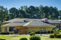 Red Roof Inn Columbus, MS - 2-Star