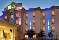 Holiday Inn Express & Suites Grande Prairie, an IHG Hotel - breakfast