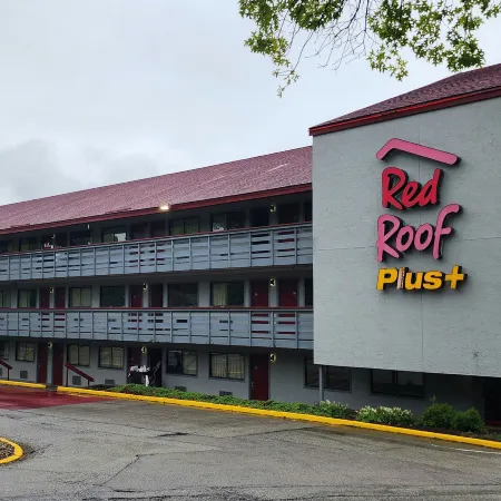 Red Roof PLUS+ Pittsburgh East - Monroeville