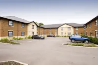 Premier Inn Bracknell Central - Bãi đậu xe
