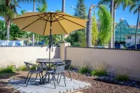 Coronado Inn - Kitchens