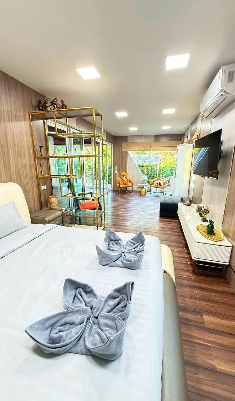 อพาร์ทเมนท์แฟมิลี่ 2 ห้องนอนพร้อมสวน