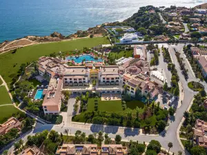 Cascade Wellness Resort