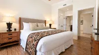 Luxury Beachfront Ground-Floor Retreat, Private Lanai, 1 Min to Pool & Beach! - فطور