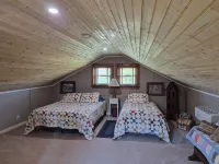 Cozy Cabin Near Nashville, TN ~ Surrounded By Beautiful Farmland - 3성급