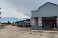Blue Way Inn & Suites Houston - Katy - 2-Star