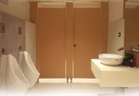 Sakura Capsule Hotel by HiveRooms - โรงแรม แคปซูล