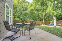Screened Porch, Fire Pit! Family Home Near K-state - 3-Sterne