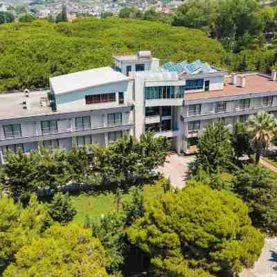 Sol Tropikal Durrës Hotel Exterior