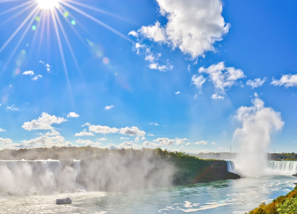 Crowne Plaza Niagara Falls Fallsview, an Ihg Hotel