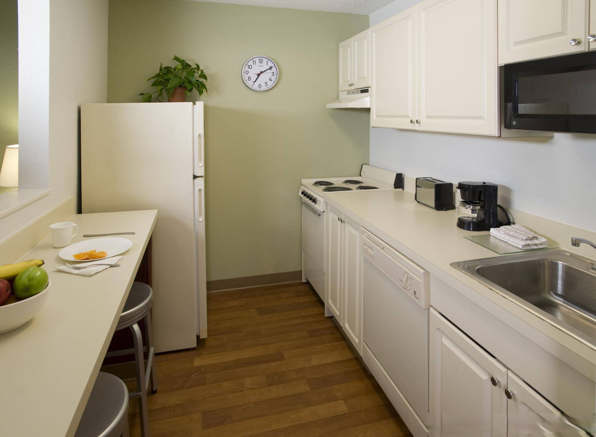 Extended Stay America Suites - Newport News - I-64 - Jefferson Avenue