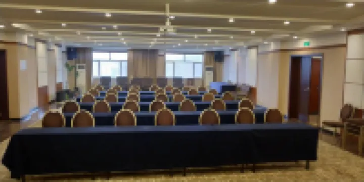 Sunshine Holiday Hotel