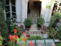 Le Relais Saint Sulpice Hotels near الحي السادس - سان جرمان - لوكسمبورغ