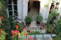 Le Relais Saint Sulpice Các khách sạn gần Bảo tàng Orsay