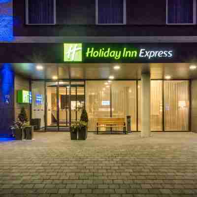 Holiday Inn Express Friedrichshafen Hotel Exterior