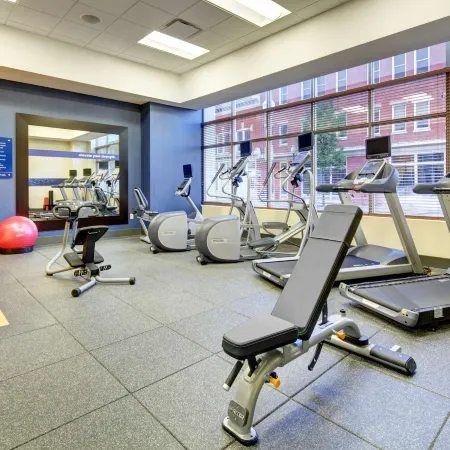 Hampton Inn & Suites Roanoke Downtown