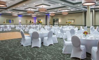 Crowne Plaza Melbourne-Oceanfront