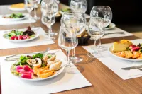 Campanile Lille Sud - Chr Hotel a Englos