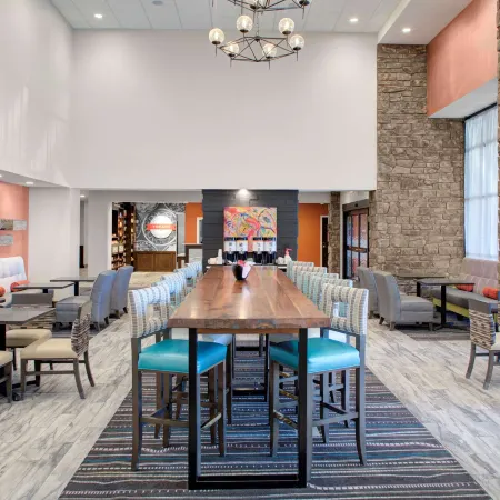 Hampton Inn & Suites Flagstaff East