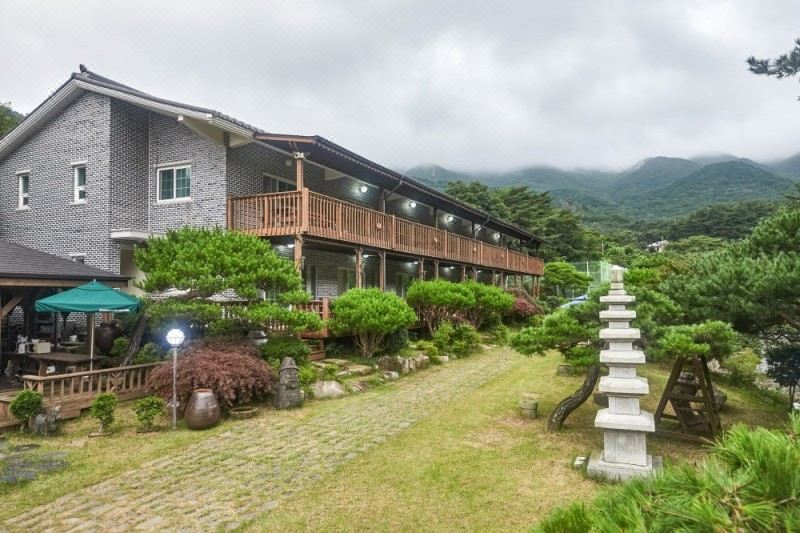 서산 자연의소리펜션 전경 사진